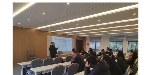 以信心凝聚力量，以實干譜寫華章——在新經(jīng)濟下，發(fā)現(xiàn)新商機，實現(xiàn)新發(fā)展